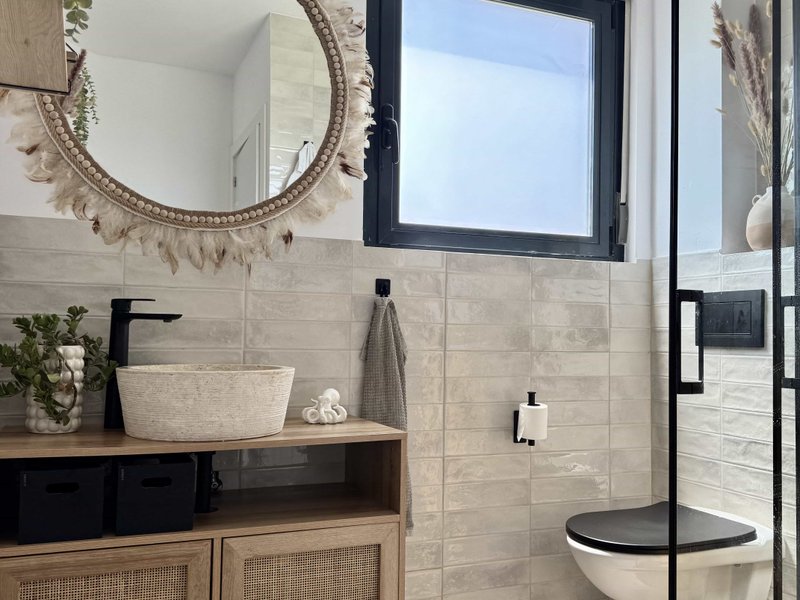 Modern Bathroom