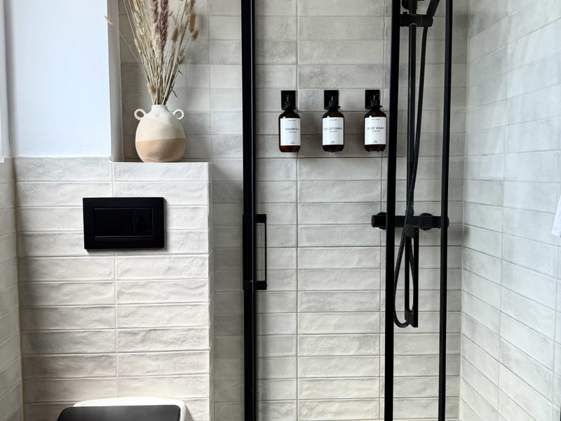 Modern Bathroom